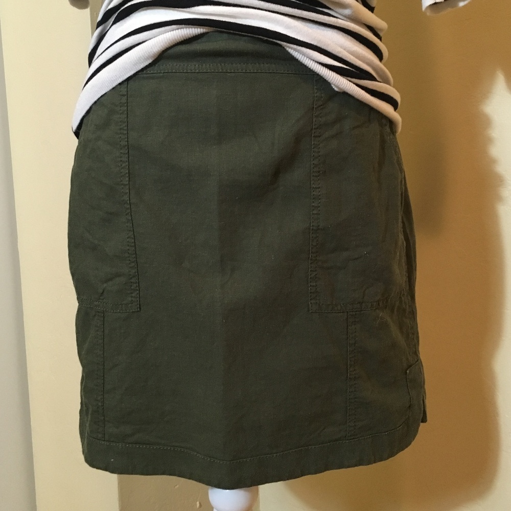 Linen-Look Olive Green Mini Skirt - EUC